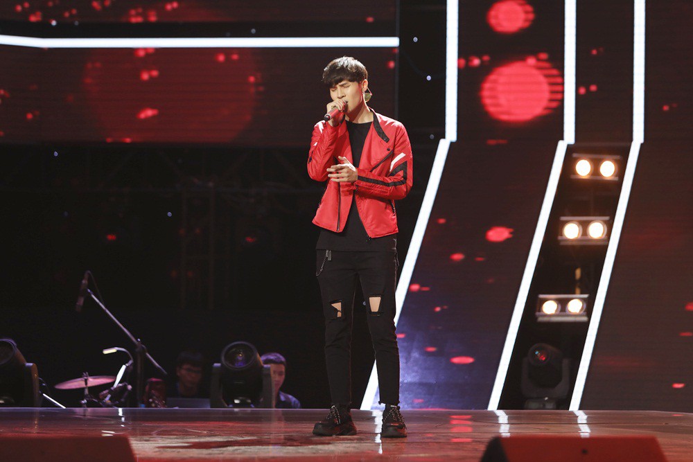 The Voice tập 1: Bất chấp tình bạn 20 năm với Thu Phương, Lam Trường vẫn chịu thua Noo Phước Thịnh